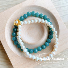 Load image into Gallery viewer, Blue Water Kind of Jadeite Bracelets
