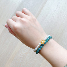 Load image into Gallery viewer, Blue Water Kind of Jadeite Bracelets
