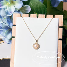 Load image into Gallery viewer, Elsa (Necklace)
