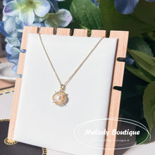 Load image into Gallery viewer, Elsa (Necklace)
