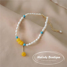 Load image into Gallery viewer, Freshwater Pearl Amber Bracelets
