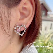 Load image into Gallery viewer, Sloane -- Pink (Ear Clips)
