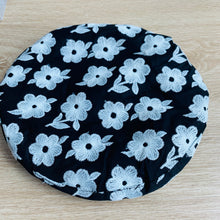 Load image into Gallery viewer, Floral Pattern Berets
