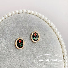 Load image into Gallery viewer, Jacqueline (Earrings)
