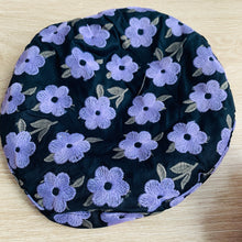 Load image into Gallery viewer, Floral Pattern Berets
