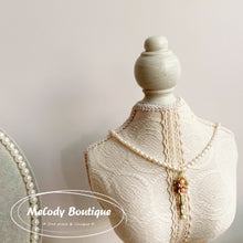 Load image into Gallery viewer, Blanche (Necklace)
