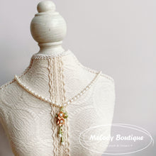 Load image into Gallery viewer, Blanche (Necklace)
