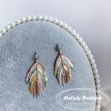 Load image into Gallery viewer, Feather (Earrings)
