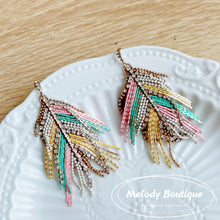 Load image into Gallery viewer, Feather (Earrings)
