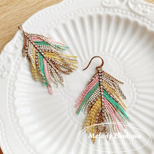 Load image into Gallery viewer, Feather (Earrings)
