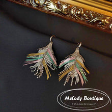 Load image into Gallery viewer, Feather (Earrings)
